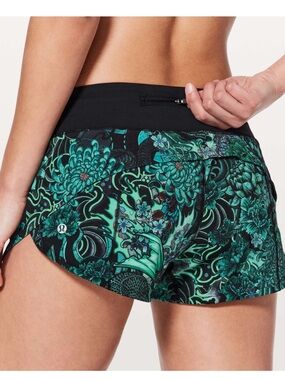 Lululemon Speed Up Short *2.5" Size 6